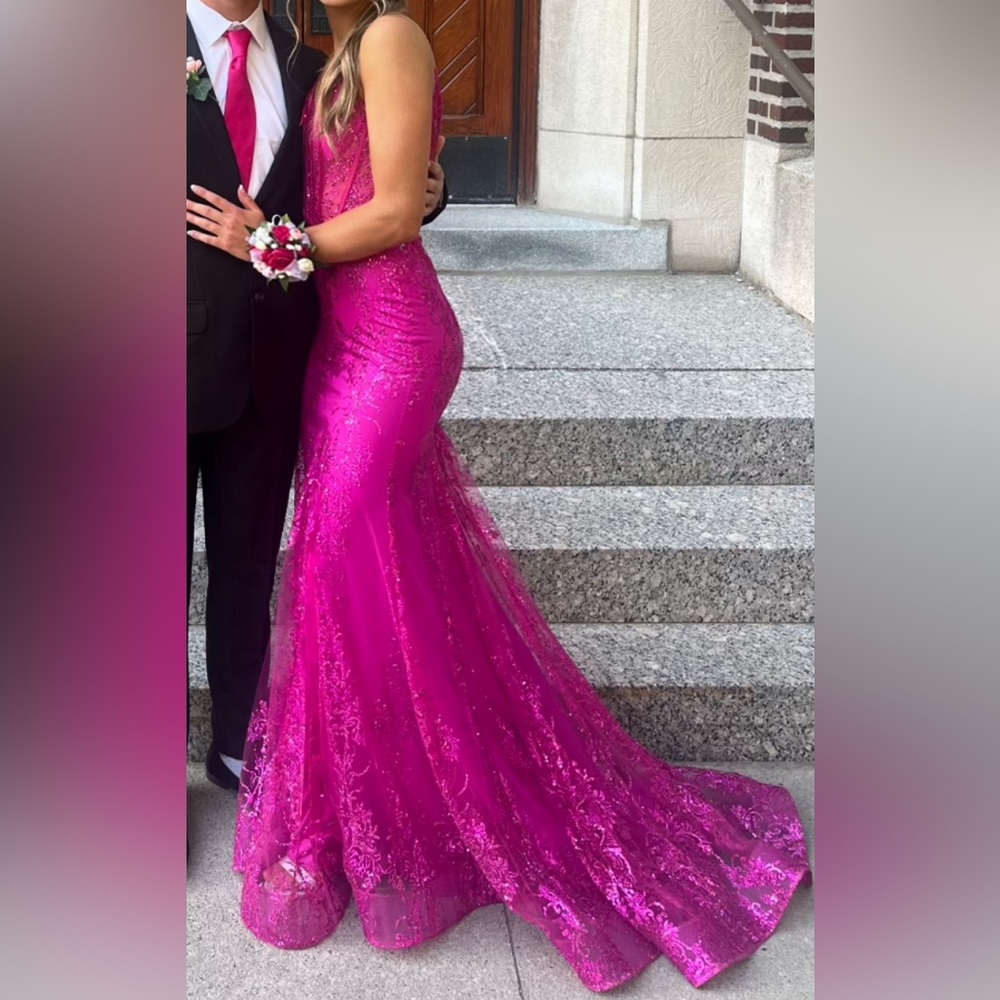 Size 4 pink prom dress from boutique